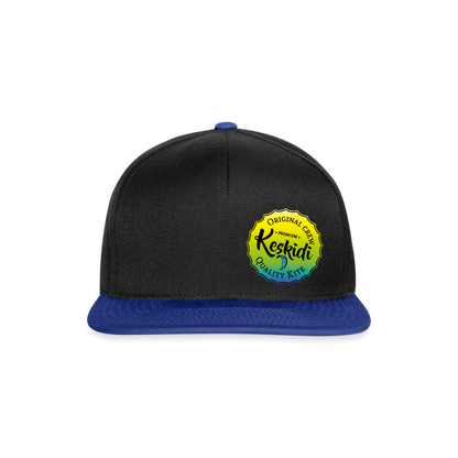 Keskidi Tarifa Online Wear - This baseball cap features a stamp Kite-Surf Quality. Stay cool and stylish with this must-have accessory. Add a touch of urban and sporty style to your look.